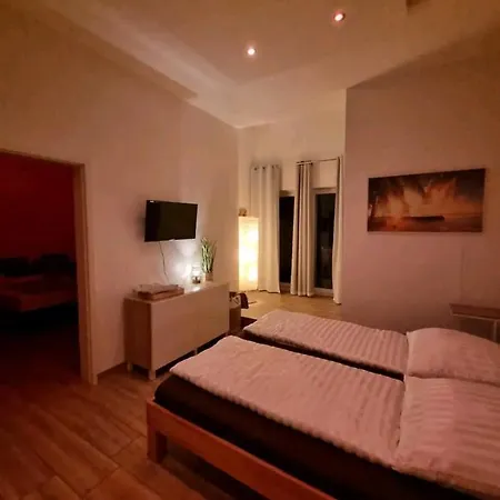 Mit Whirlpool, Wasserbett & Sauna Apartament Gelsenkirchen