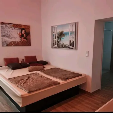 Apartment Mit Whirlpool, Wasserbett & Sauna