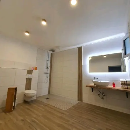 Apartament Mit Whirlpool, Wasserbett & Sauna Gelsenkirchen
