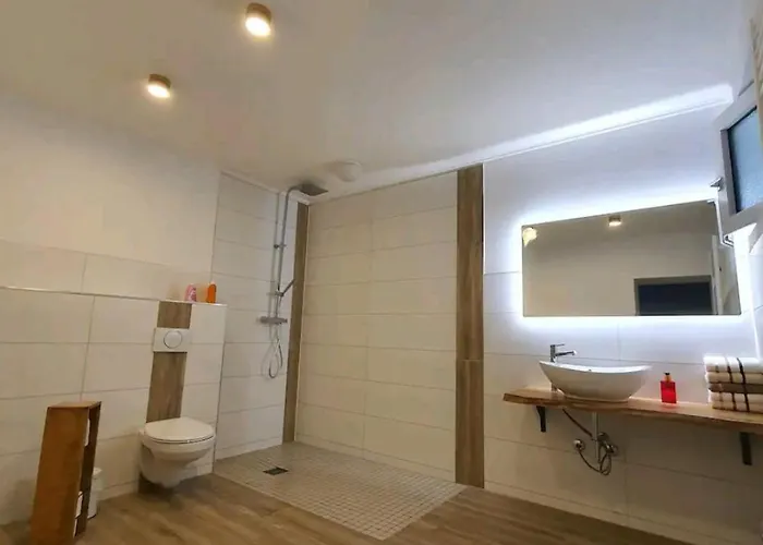 Διαμέρισμα Mit Whirlpool, Wasserbett & Sauna Γκελσενκίρτσεν