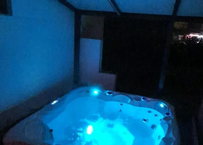 Mit Whirlpool, Wasserbett & Sauna Διαμέρισμα Γκελσενκίρτσεν